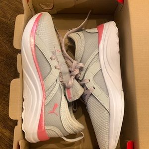 PUMA soft foam kids sneakers - brand new in the box - size 1C